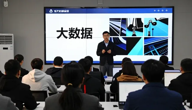 集群运维合规审计：选、用、管三步走